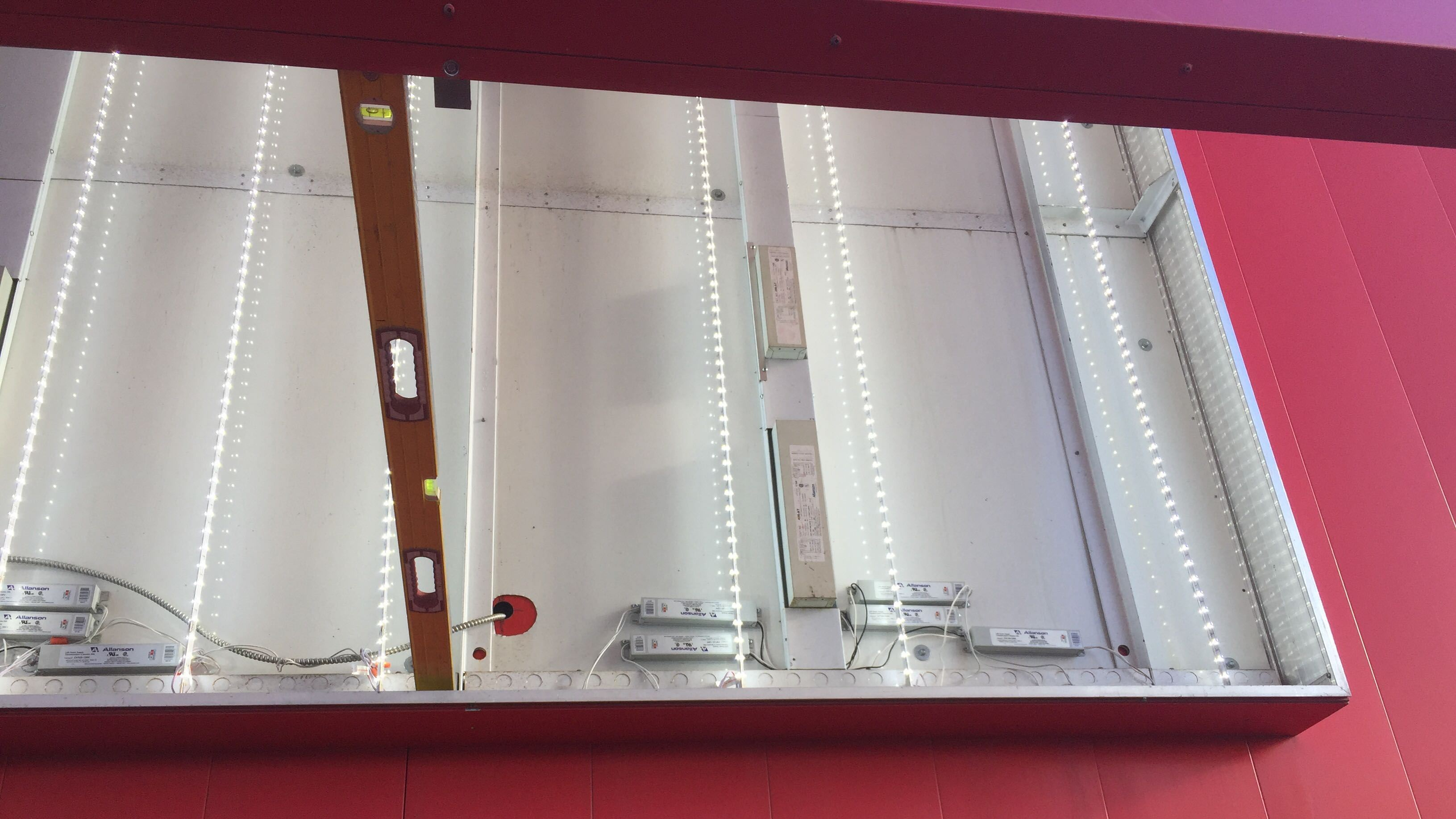 LED Retrofit – Universal Installations